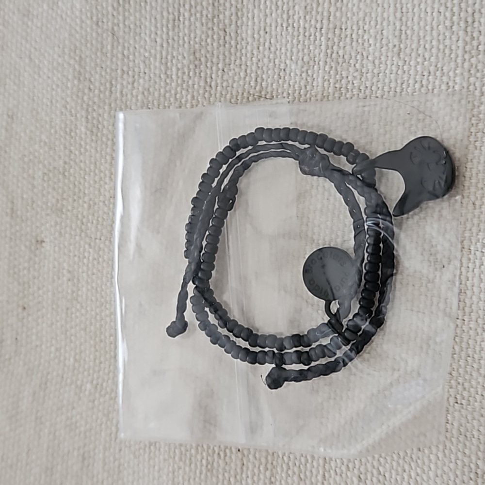 Pura Vida Seed Bead Black Cat Bracelet